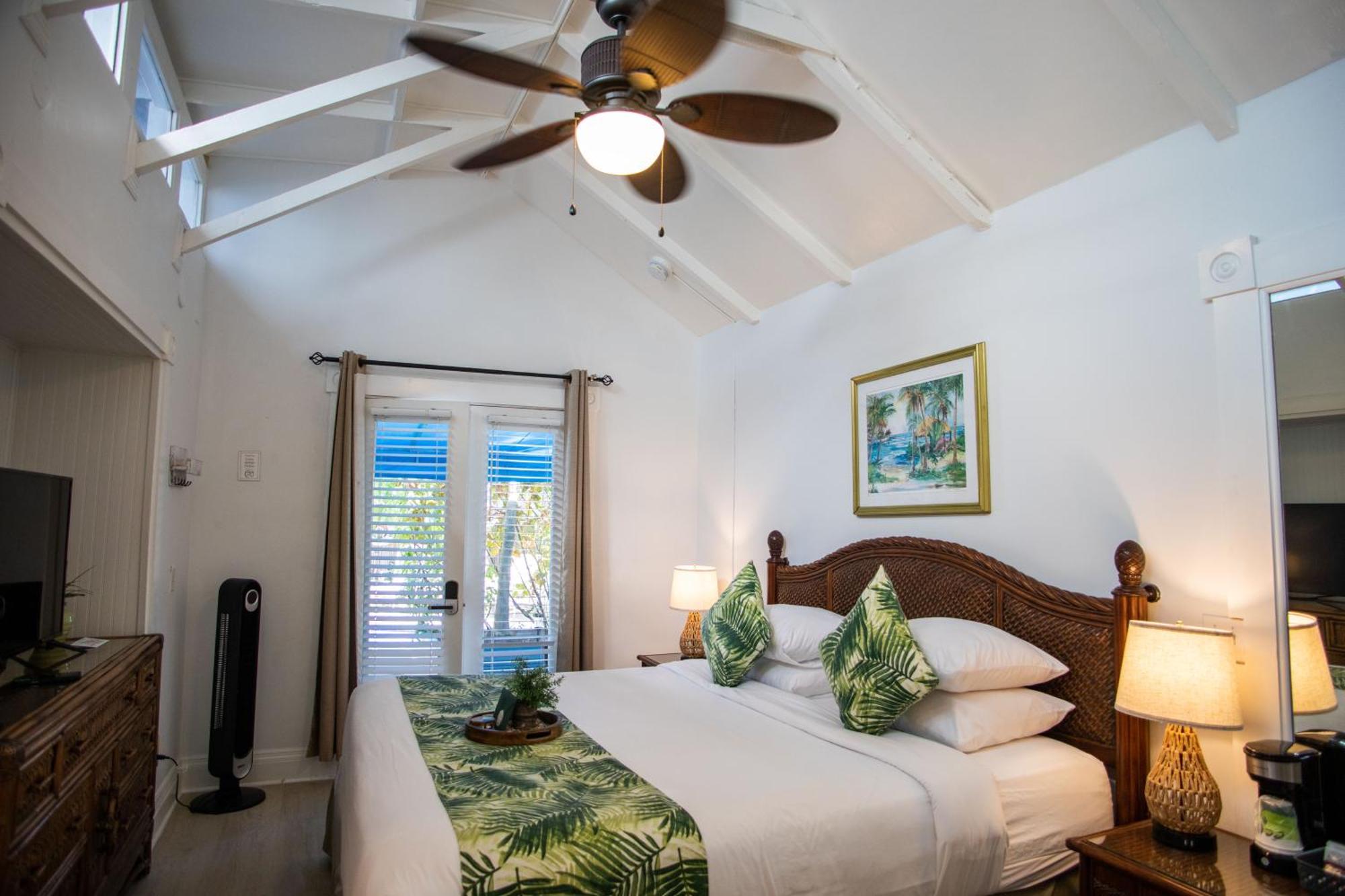 Andrews Inn & Garden Cottages Key West Exterior photo