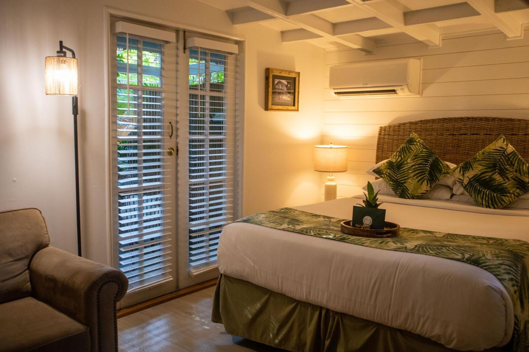 Andrews Inn & Garden Cottages Key West Exterior photo